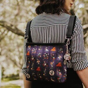 Harveys Disney Mickey and Friends Halloween Convertible Streamline Crossbody